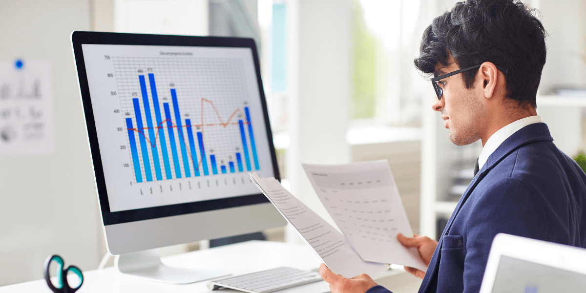How to Become a Data Analyst in the UAE Career Guide